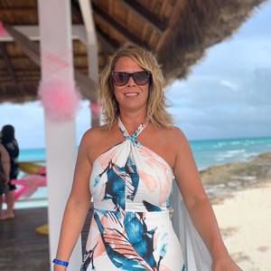 Meet your Posher, Melanie